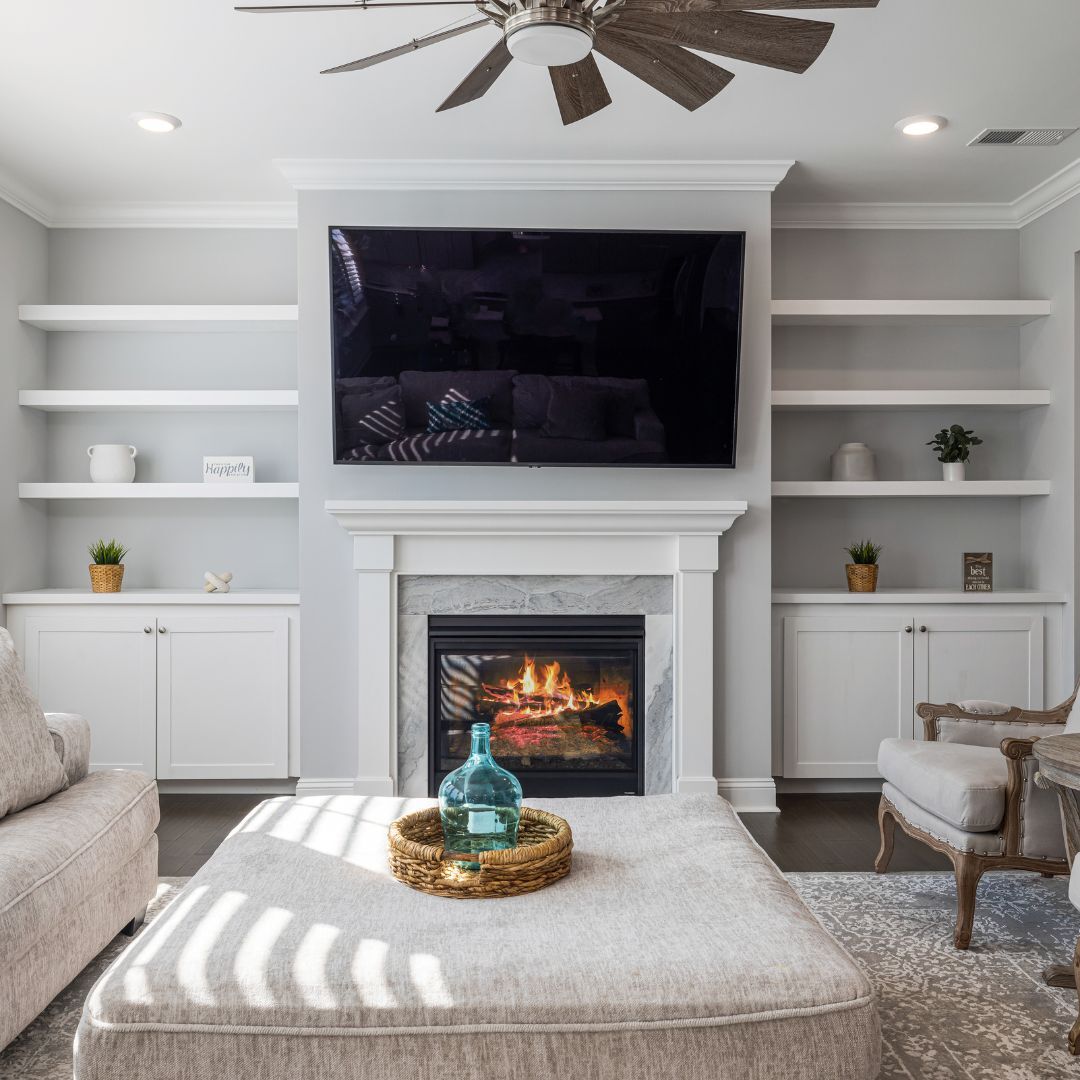 Staged living room to improve resale speed